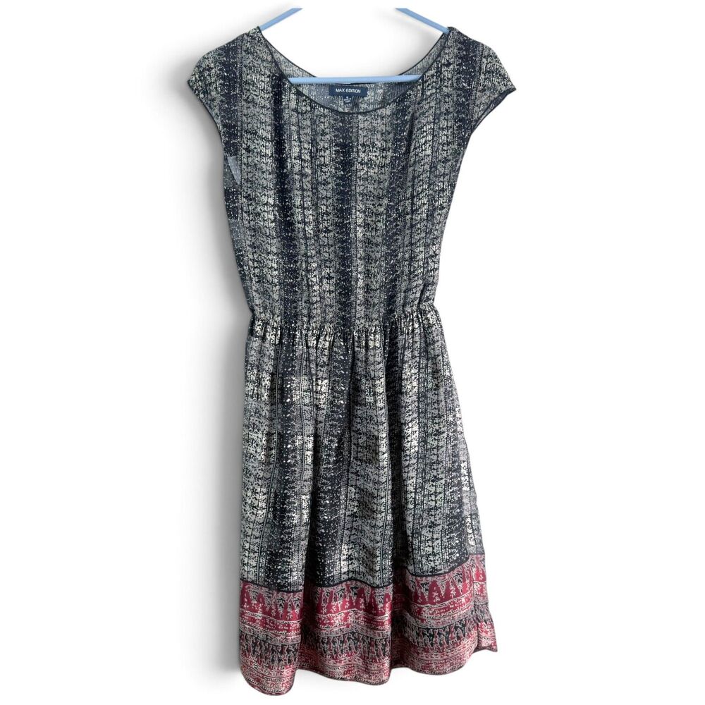max edition sm black ivory red border print fit & flare knee length cap sleeve